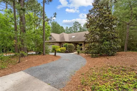 Exterior - 105 Salem Dr, Pinehurst, NC 28374 photo 2 of 15