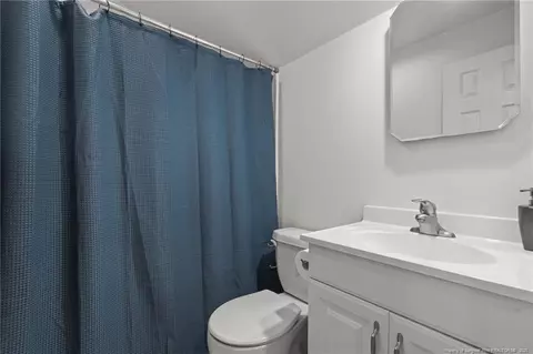 Bath - 105 Salem Dr, Pinehurst, NC 28374 photo 3 of 7