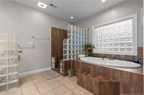 Bath - 105 Salem Dr, Pinehurst, NC 28374 photo 4 of 7