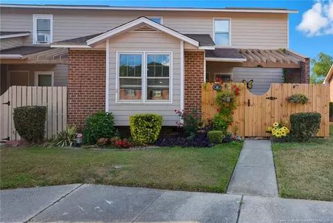 4900 Independence Dr #10, Lumberton, NC 28358
