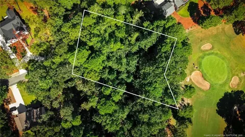 105 Shropshire Ln, West End, NC 27376