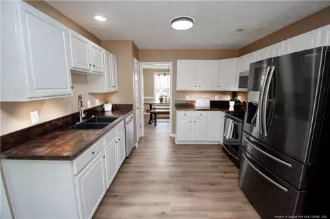 Kitchen - 795 Yorkshire Dr, Cameron, NC 28326 photo 1 of 4