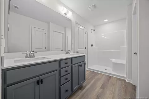 Bath - 78 Regis Ln, Coats, NC 27521 photo 1 of 1