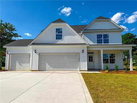 7202 Manassas St, Fayetteville, NC 28304