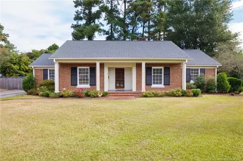 2706 Huntington Rd, Fayetteville, NC 28303