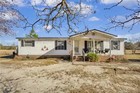 5065 Tobacco Rd, Orrum, NC 28369