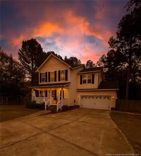 143 Trenton Ct, Raeford, NC 28376