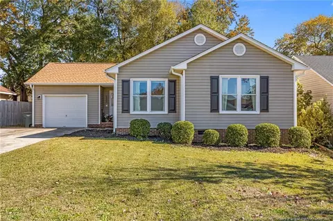 2943 Chillingworth Dr, Fayetteville, NC 28306