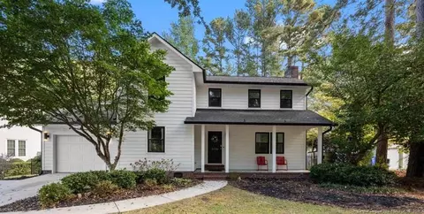 5728 Danville Dr, Fayetteville, NC 28311