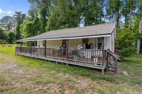 3042 Overhills Rd, Bunnlevel, NC 28323