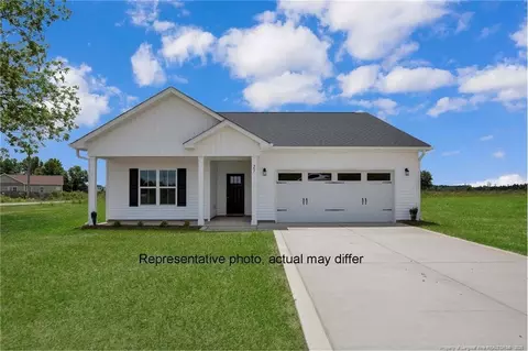 121 Merle Rd, Pinebluff, NC 28373