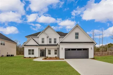 116 Surveyor St, Raeford, NC 28376