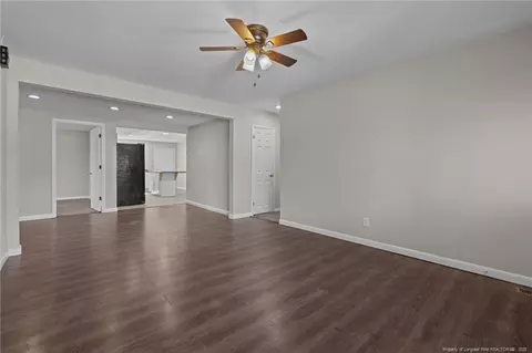 506 Spring Ave, Spring Lake, NC 28390 photo 4