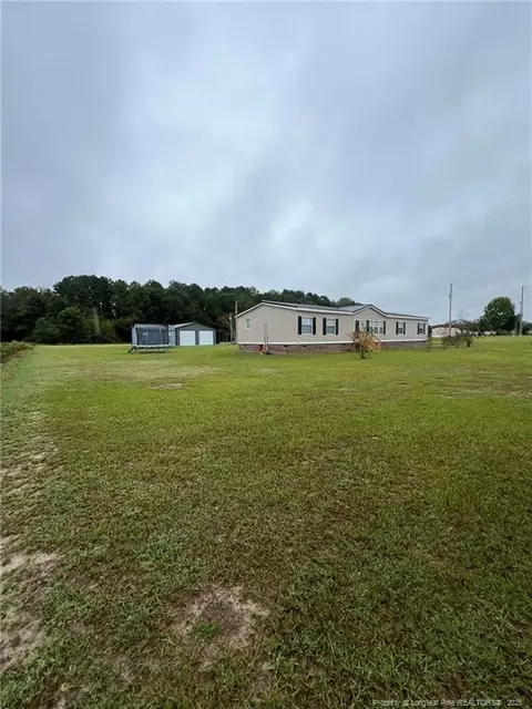 166 Jomar Rd, Orrum, NC 28369 photo 3