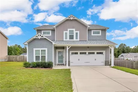 120 Ledgebrook Ln, Raeford, NC 28376