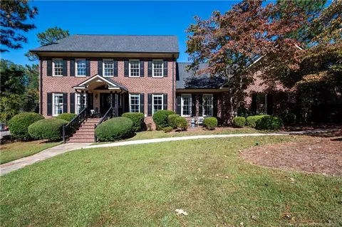 702 Southview Cir, Fayetteville, NC 28311