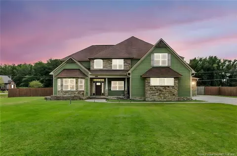 5909 Hirams Ct, Hope Mills, NC 28348