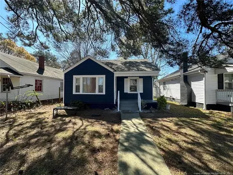1225 Battle St, Greenville, NC 27834