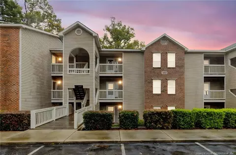 698 Bartons Landing Pl #2, Fayetteville, NC 28314