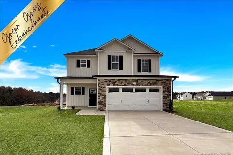 509 Dawn Flower Ct, Fayetteville, NC 28311