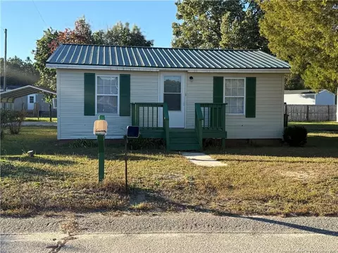 7395 3rd St, Wade, NC 28395