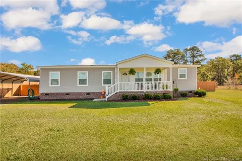 7722 N Chicken Rd, Lumberton, NC 28360