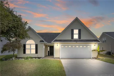 265 Huntington Dr, Raeford, NC 28376