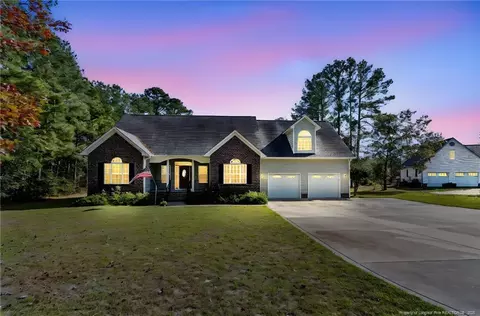 6944 Point East Dr, Fayetteville, NC 28306