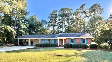 328 Windsor Rd, Lumberton, NC 28358