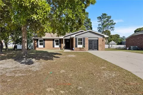 6717 Pin Oak Ln, Fayetteville, NC 28314