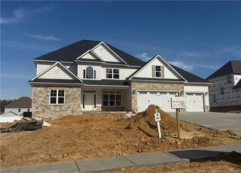 1939 Thomas Wood Dr, Fayetteville, NC 28306