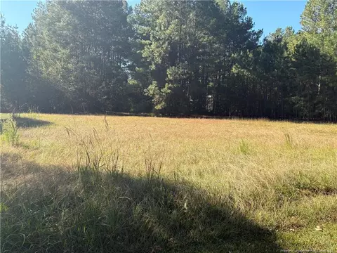 1122 Greenbriar Dr, Vass, NC 28394