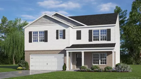 1046 Misty Creek Dr, Aberdeen, NC 28315