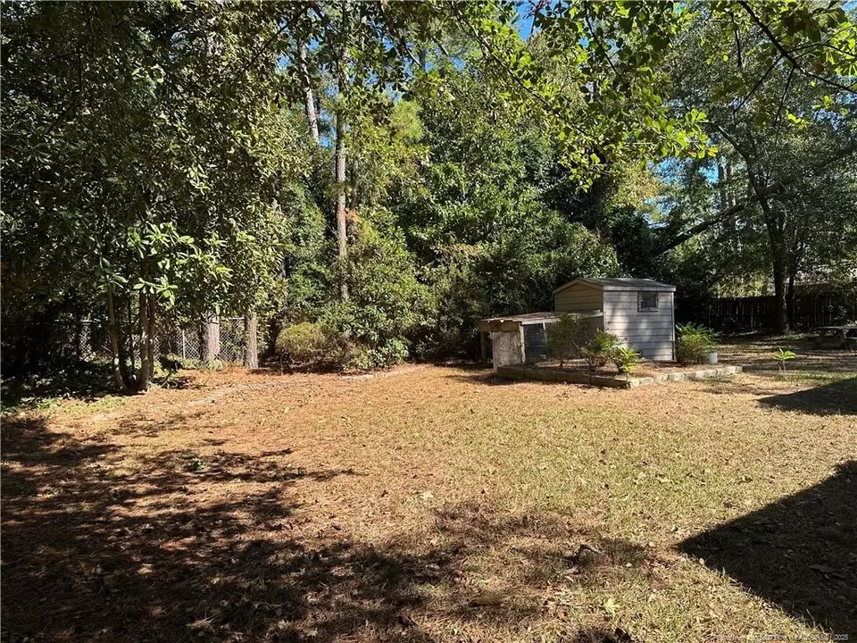 Exterior - 210 W Elwood Ave, Raeford, NC 28376 photo 2 of 4