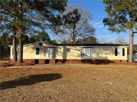 6210 Earp Ct, Hope Mills, NC 28348