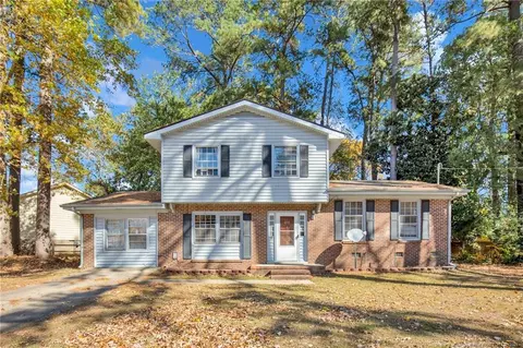 4712 Belford Dr, Fayetteville, NC 28314