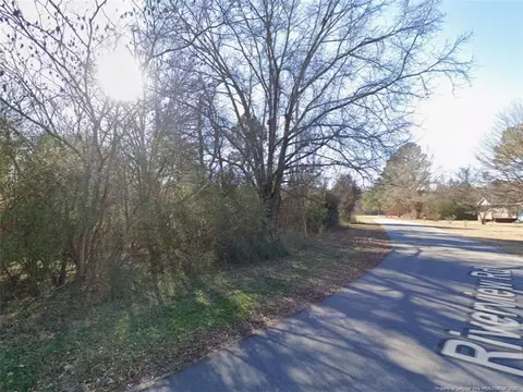 165 Riverview Rd, Erwin, NC 27546