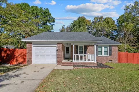 6761 Arnish Ct, Fayetteville, NC 28306
