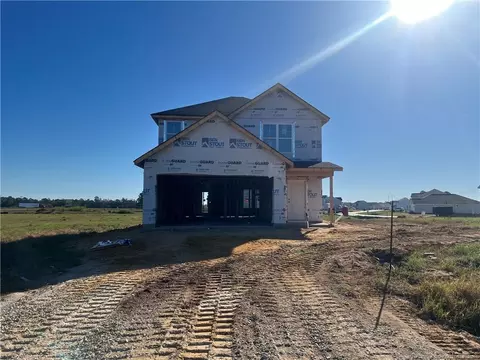 18 Coachman Ln, Autryville, NC 28318