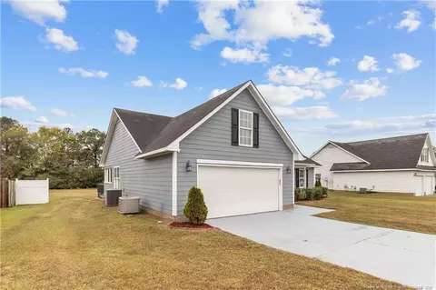 146 Canter Dr, Raeford, NC 28376