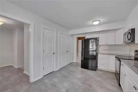 Entry Way - 1304 Seaton Rd #17, Durham, NC 27713 photo 4 of 6