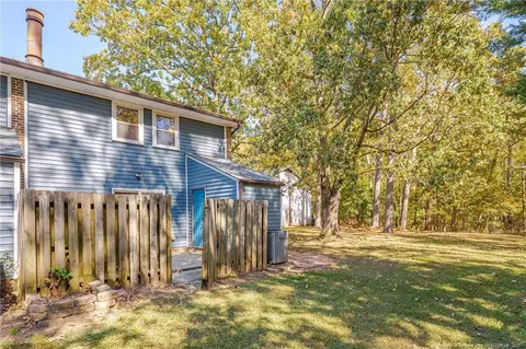 Exterior - 1304 Seaton Rd #17, Durham, NC 27713 photo 1 of 2