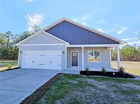 174 Woodcrest Jones Dr, Raeford, NC 28376