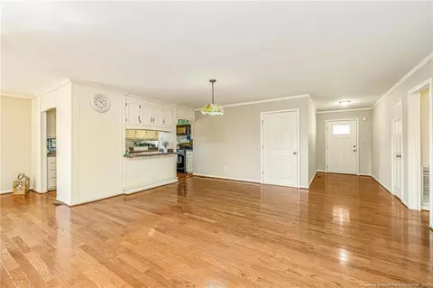 100 Martin St, Dunn, NC 28334 photo 5