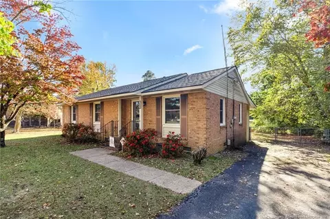 5123 Chesapeake Rd, Fayetteville, NC 28311
