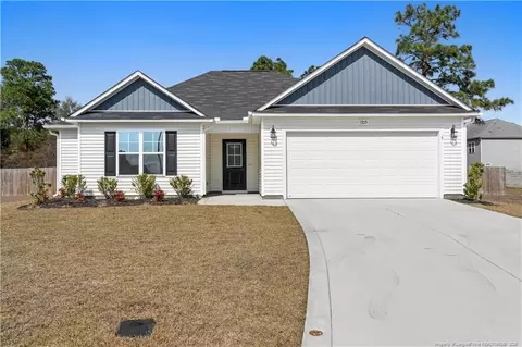 1705 Ragsdale Rd, Hope Mills, NC 28348