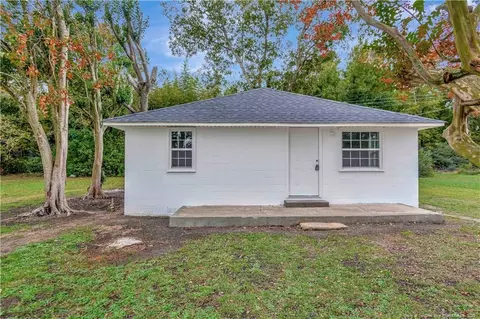 101 Marion Rd, Lumberton, NC 28358