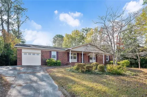 5907 Ormskirk Dr, Fayetteville, NC 28304