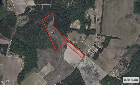 4083 Collier Rd, Wade, NC 28395 photo 2