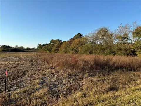 4083 Collier Rd, Wade, NC 28395